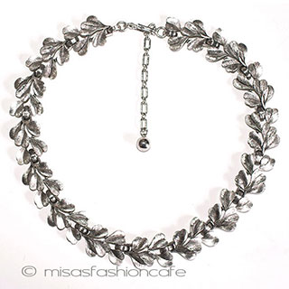 （画像用） Ｔｒｉｆａｒｉ　 トリファリ リーフ　ネックレス