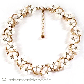 （画像用） Trifari　 トリファリ お花　ネックレス