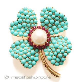 （画像用） クラウン　トリファリ ＴＲＩＦＡＲＩ四葉ブローチ