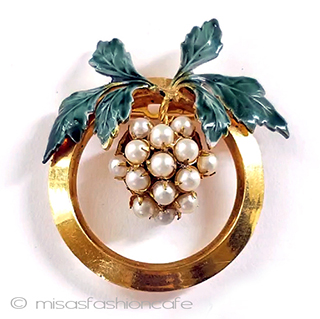 （画像用） ＳＡＮＤＯＲ　ブローチ エナメル＆パールの苺