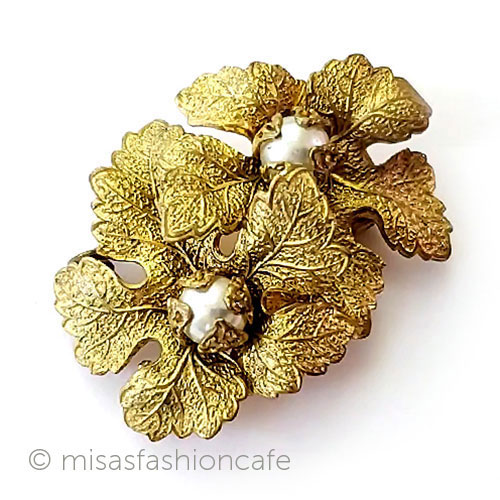 （画像用） アンティークジュエリー フランス製お花ブローチ