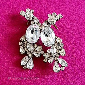 （画像用） ヴィンテージアクセサリー チェコ製ガラスの鳥