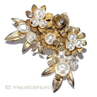 （画像用） お花ブーケブローチ バロックパールRS金葉