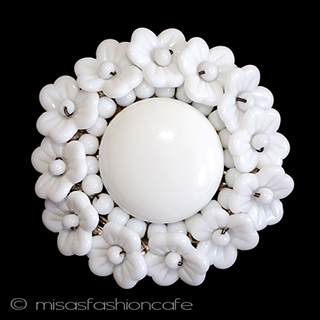 （画像用） ミリアムハスケル　 ミルクガラスのお花