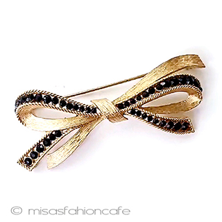 （画像用） ヴィンテージアクセサリー トリファリ　黒金リボン