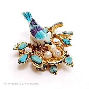 （画像用） SWOBODA刻印スワボダ 真珠・天然石 鳥ブローチ