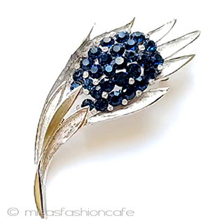 （画像用） ヴィンテージアクセサリー トリファリ　花ビジュー