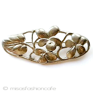 （画像用） アンティークジュエリー すみれの花ブローチ