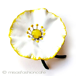 （画像用） ヴィンテージアクセサリー ロバート　花ブローチ