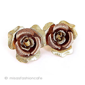 （画像用） ヴィンテージアクセサリー バラのお花ブローチ ２個