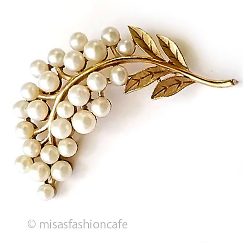 （画像用） Trifari　 トリファリ 枝垂れパールブローチ