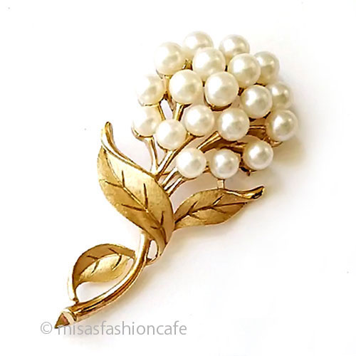 （画像用） Trifari　 トリファリ あじさい花ブローチ