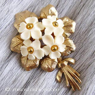 （画像用） 本象牙 アイボリー スミレの花 ブローチ