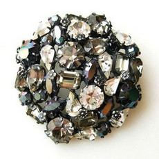 （画像用） Austria オーストリア製 　クリスタル・ブローチ