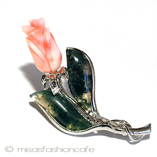 （画像用） 珊瑚のローズ　ブローチ