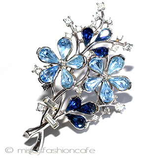 （画像用） Ｔｒｉｆａｒｉ　 トリファリ フラワーブーケ　ブローチ