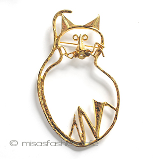 （画像用） 大きな猫ねこ　ブローチ