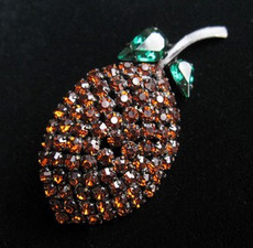 （画像用） オーストリア製ブローチ クリスタルのレモン　