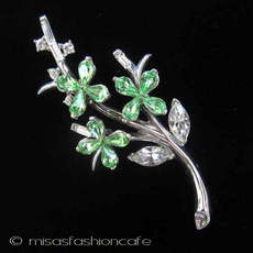 （画像用） Trifari　トリファリ お花ブーケ　ブローチ