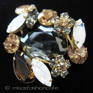 （画像用） Regencyリージェンシー クリスタル花ブローチ