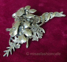 （画像用） スターリングシルバー お花ブーケ　ブローチ