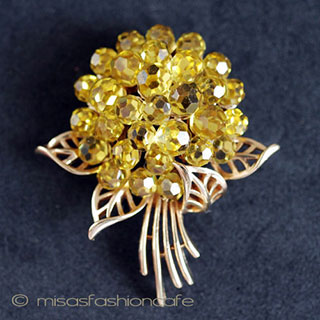 （画像用） Trifari　 トリファリ アジサイの花ブローチ