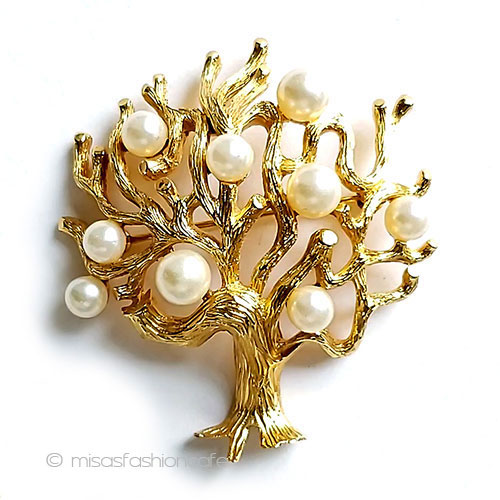 （画像用） ヴィンテージジュエリー トリファリ　パールの木