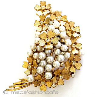 （画像用） パールRSのお花ブーケ BSK刻印　ブローチ