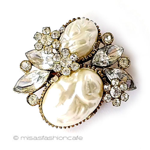 （画像用） ヴィンテージジュエリー バロックパール花ブローチ