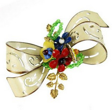 （画像用） Coroコロ・ペガサス お花りぼんブローチ