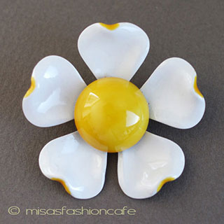 （画像用） Original By Robert　 エナメルお花ブローチ