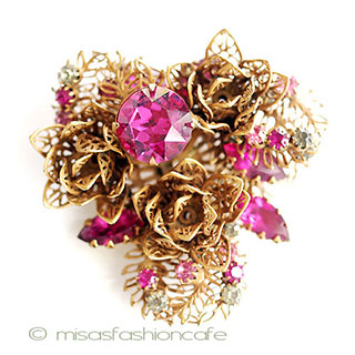 （画像用） Vendome　ヴァンドーム　 フラワーブーケ ブローチ