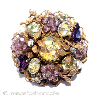 （画像用） Ｄｅ　Ｍａｒｉｏ　ＮＹＣ刻印　 デマリオ　花ブローチ