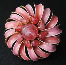 （画像用） Original By Robert ピンクフラワー ブローチ