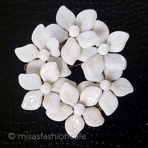 （画像用） ミリアムハスケル刻印 ガラスのお花リース