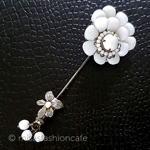 （画像用） ミリアムハスケル刻印 ミルクガラスのお花