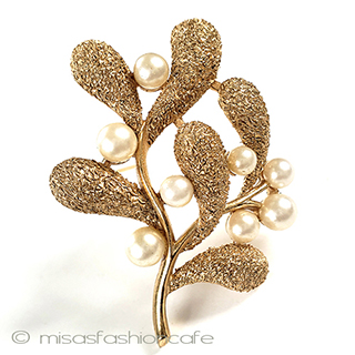 （画像用） Ｔｒｉｆａｒｉ　 トリファリ ヤドリギ　ブローチ