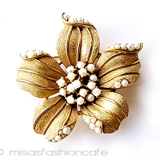 （画像用） アンティークジュエリー トリファリ　パールの花