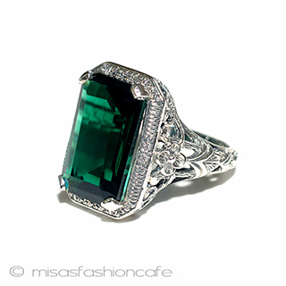 （画像用） エメラルド　銀製お花　 スターリング刻印　リング