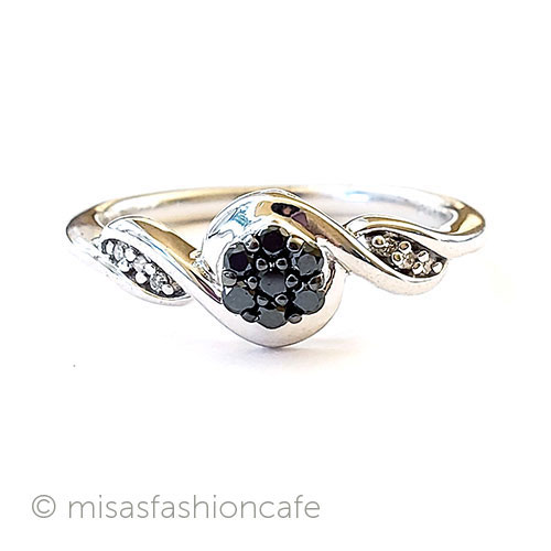 （画像用） Blackダイヤモンド花 指輪 スターリング925刻印リング