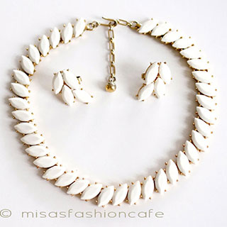 （画像用） クラウン　トリファリ Ｔｒｉｆａｒｉ　白葉セット