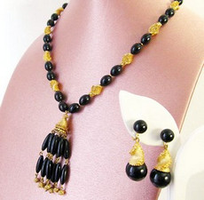 （画像用） クラウンTrifari ネックレス＆イヤリングセット