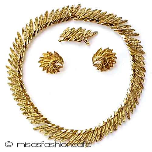 （画像用） Ｔｒｉｆａｒｉ　セット　 トリファリ　金の羽根