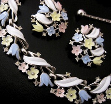 （画像用） クラウントリファリ ネックレス＆イヤリング