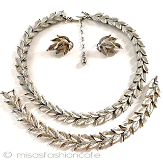 （画像用） Trifari　 トリファリ 銀の葉　３点セット