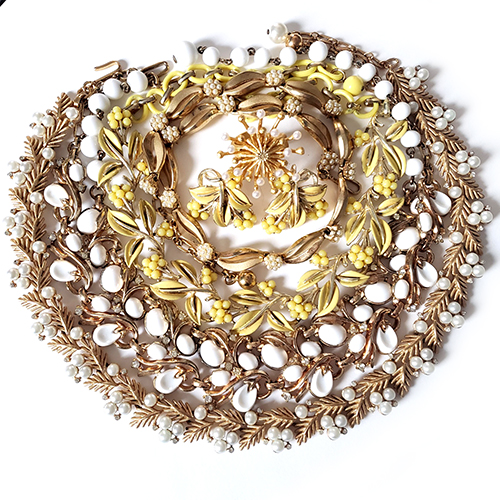 （画像用） ヴィンテージジュエリー ホワイト・ベリーSet☆