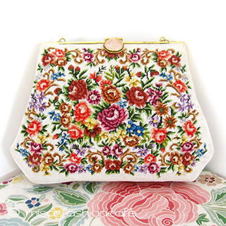 （画像用） ヴィンテージ バッグ 天然石お花 プチポアン