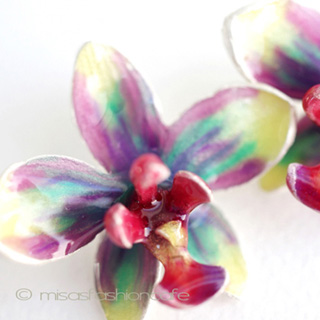 （画像用） マイケルミショー 胡蝶蘭イヤリング