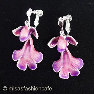 （画像用） ピアス　または　クリップ 真珠ランの花ピアス