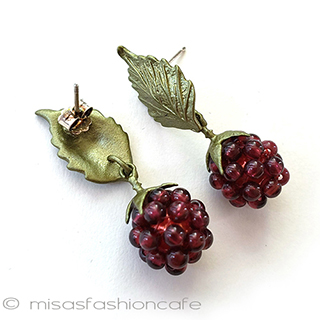 （画像用） ラズベリー野苺イチゴ　 天然石ガーネット　ピアス